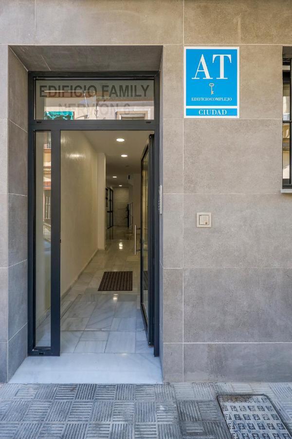 Family Suit Principal Encantos De Sevilla Zewnętrze zdjęcie